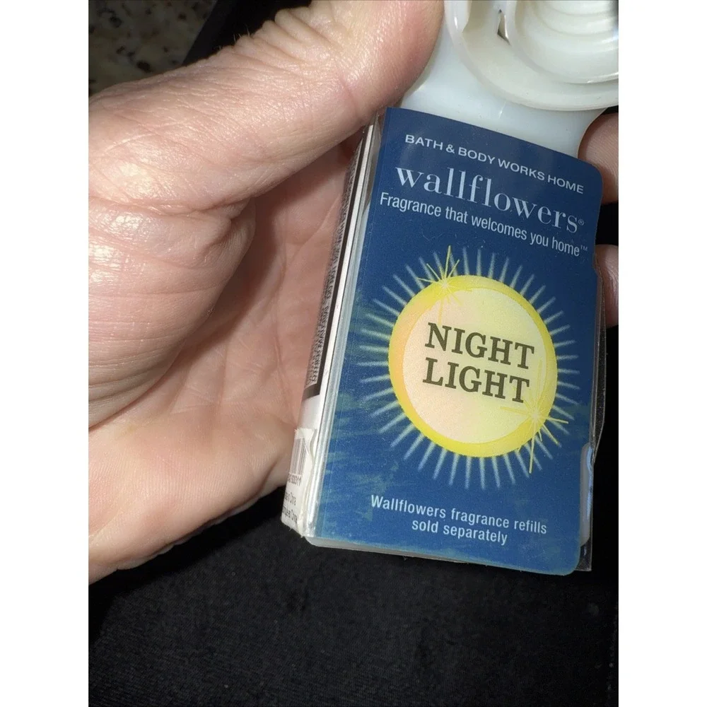 Bath & Body Works TURTLE FIBER‎ OPTIC NIGHTLIGHT Wallflowers Fragrance Plug 5050